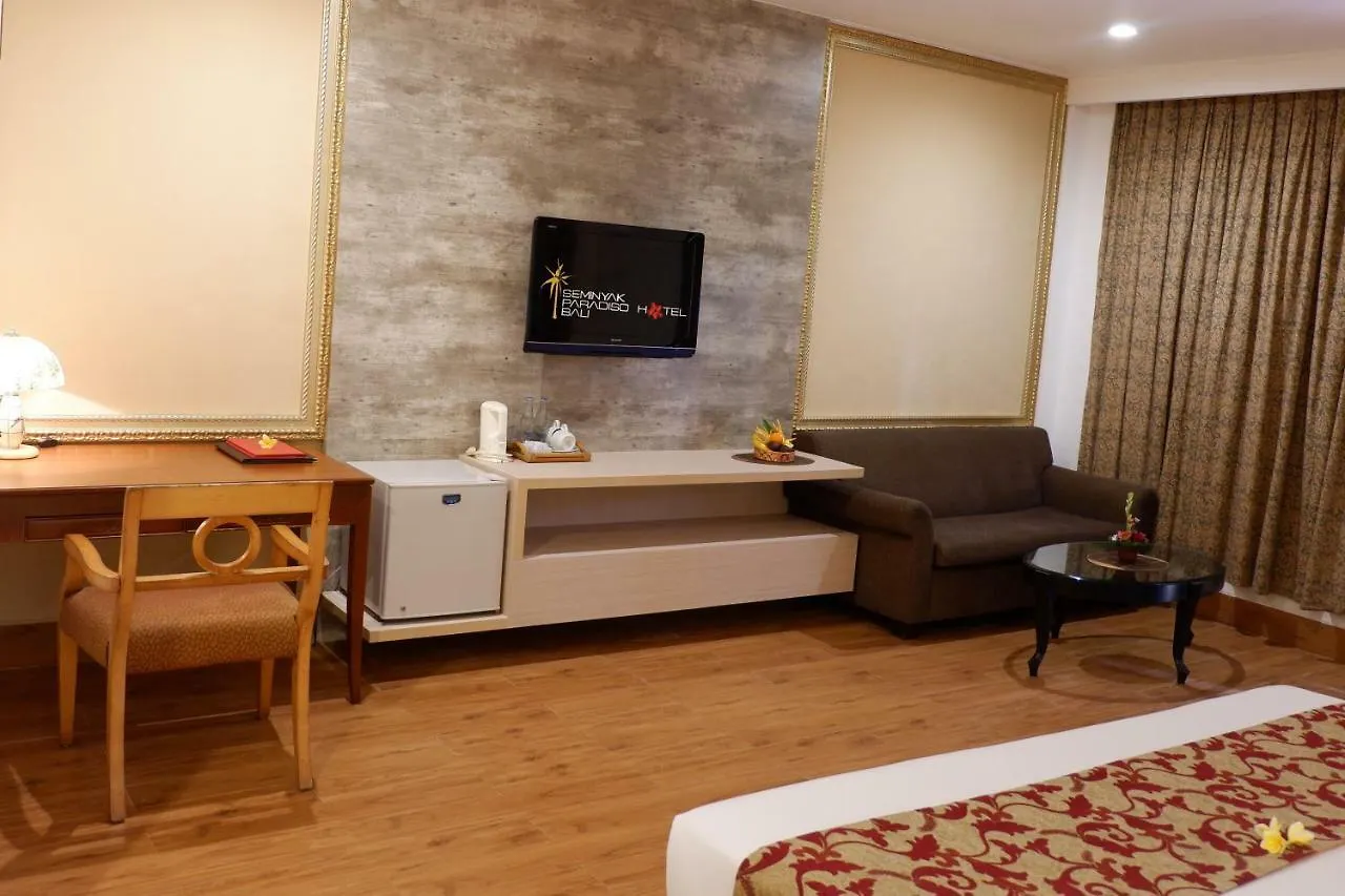 Seminyak Paradiso Hotel סמיניאק